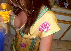 downblouse pics